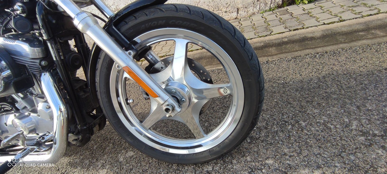 Harley Davidson 883
