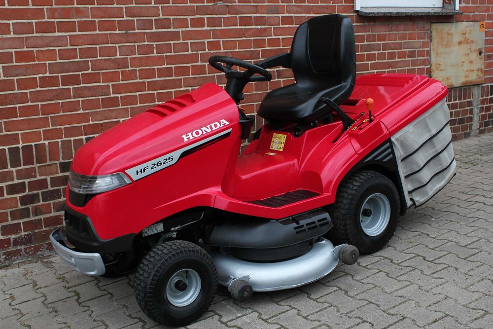 Honda 2625 V2 TRAKTOREK Kosiarka