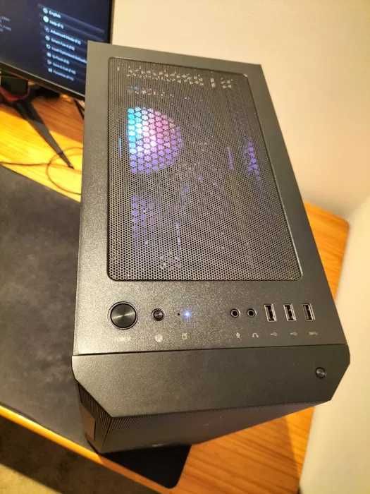 Computador Gaming RGB com caixas originais e fatura