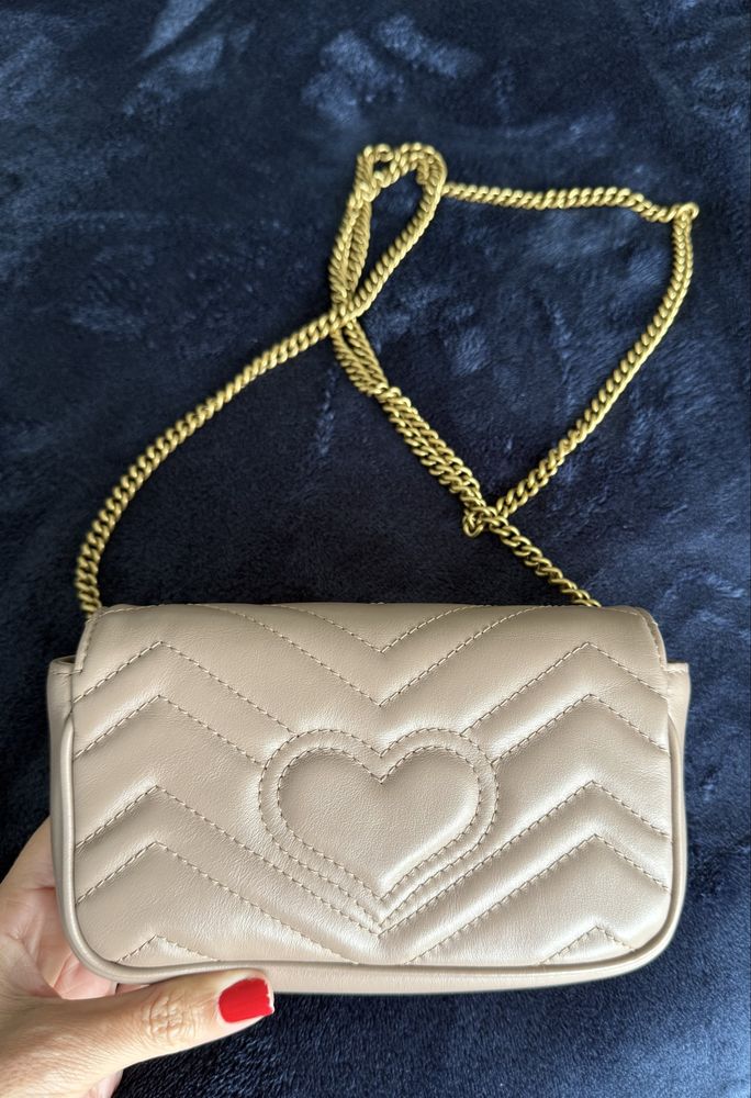 Bolsa Gucci Mermont Super Mini Bag