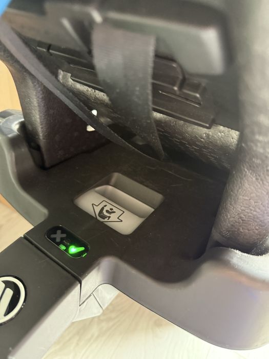 Avionaut pixel fotelik z baza wsztstko w komplecie wszystko sprawne