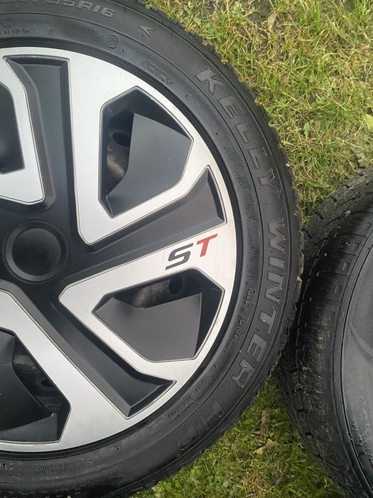 Felgi stalowe 5x114,3 r16 + opony zimowe Honda Toyota Kia hyundai