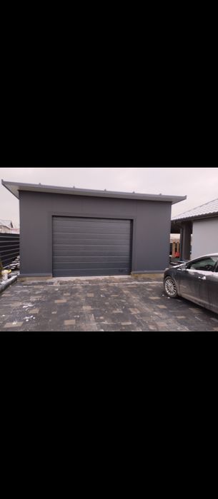 Гаражні секційні ворота відкатні розпашні ворота автоматика Луків