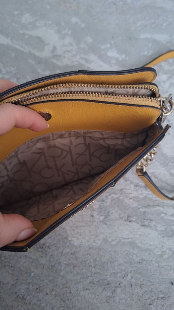Listonoszka oryginalna Calvin Klein