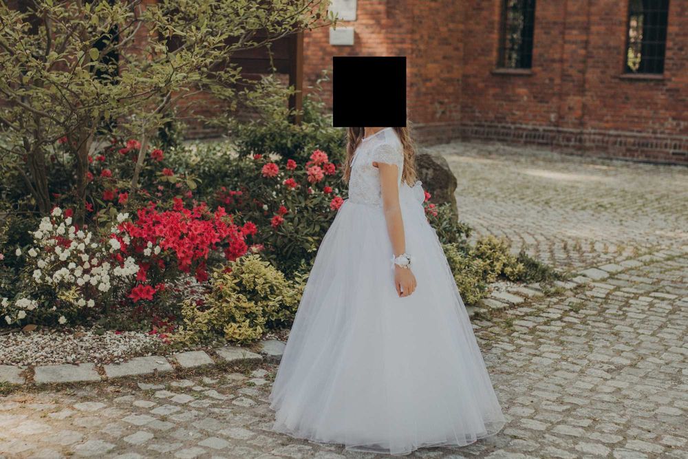 Sukienka komunijna r. 134 – elegancka, z pełnym kompletem dodatków!