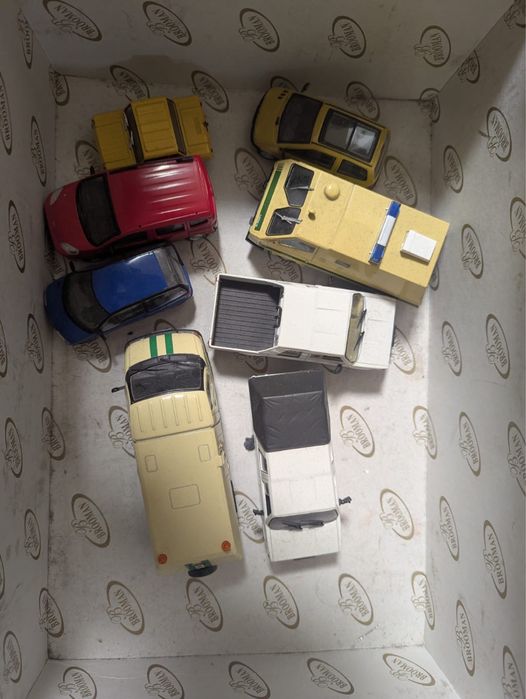 колекційні модельки 1:43