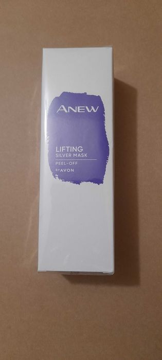 Liftingująca maseczka do twarzy peel-off Anew Platinum z Avon!