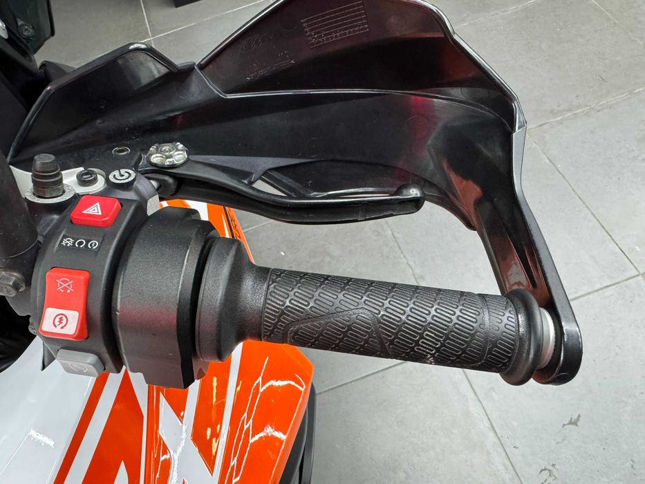 KTM 1290 Super Adventure S NOV 17 37 mil Kms