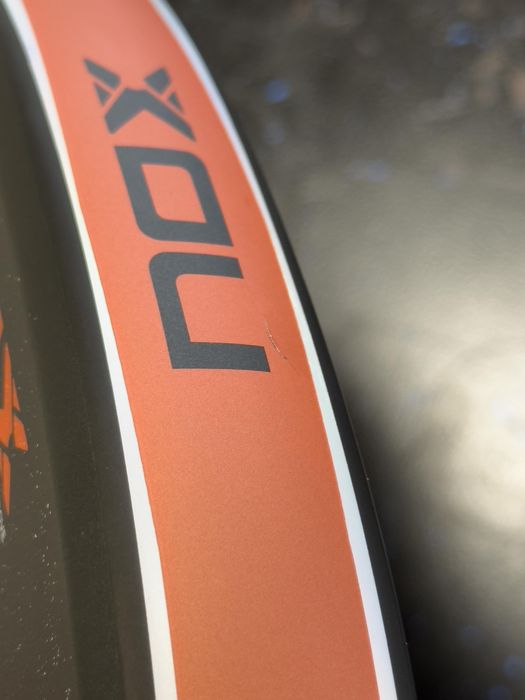 Raquete NOX AT10 GENIUS ATTACK 12K BY AGUSTIN TAPIA 2025