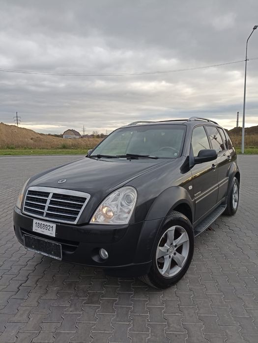 Продам Рекстон.1