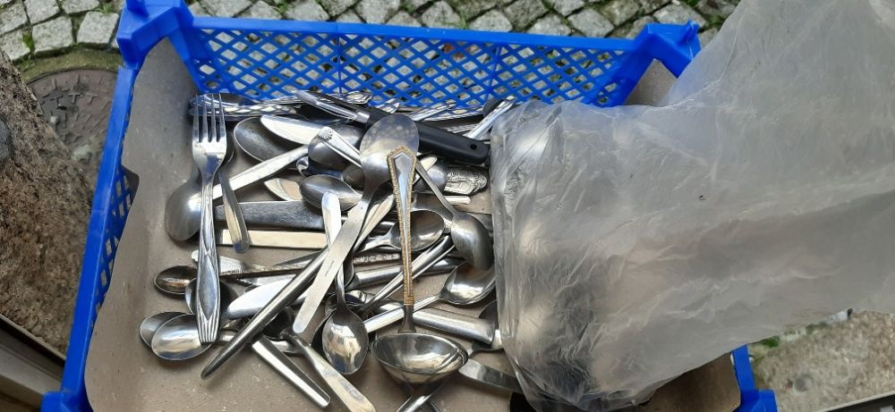Talheres variados