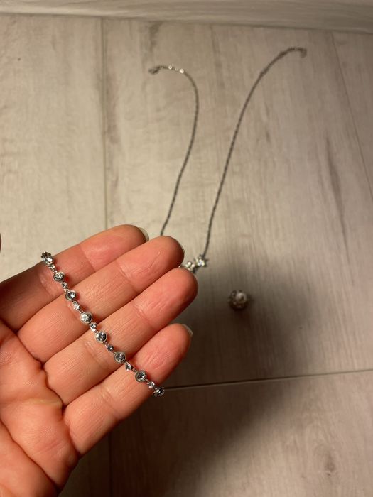 Бижутерия ( цепочка с подвеской, браслетик и заколочка)