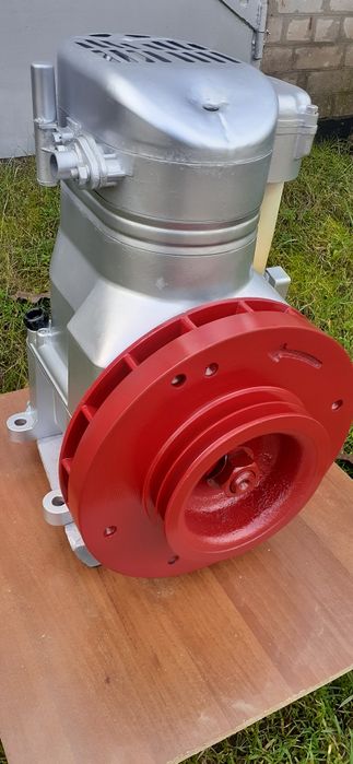 Продам компрессор у43102