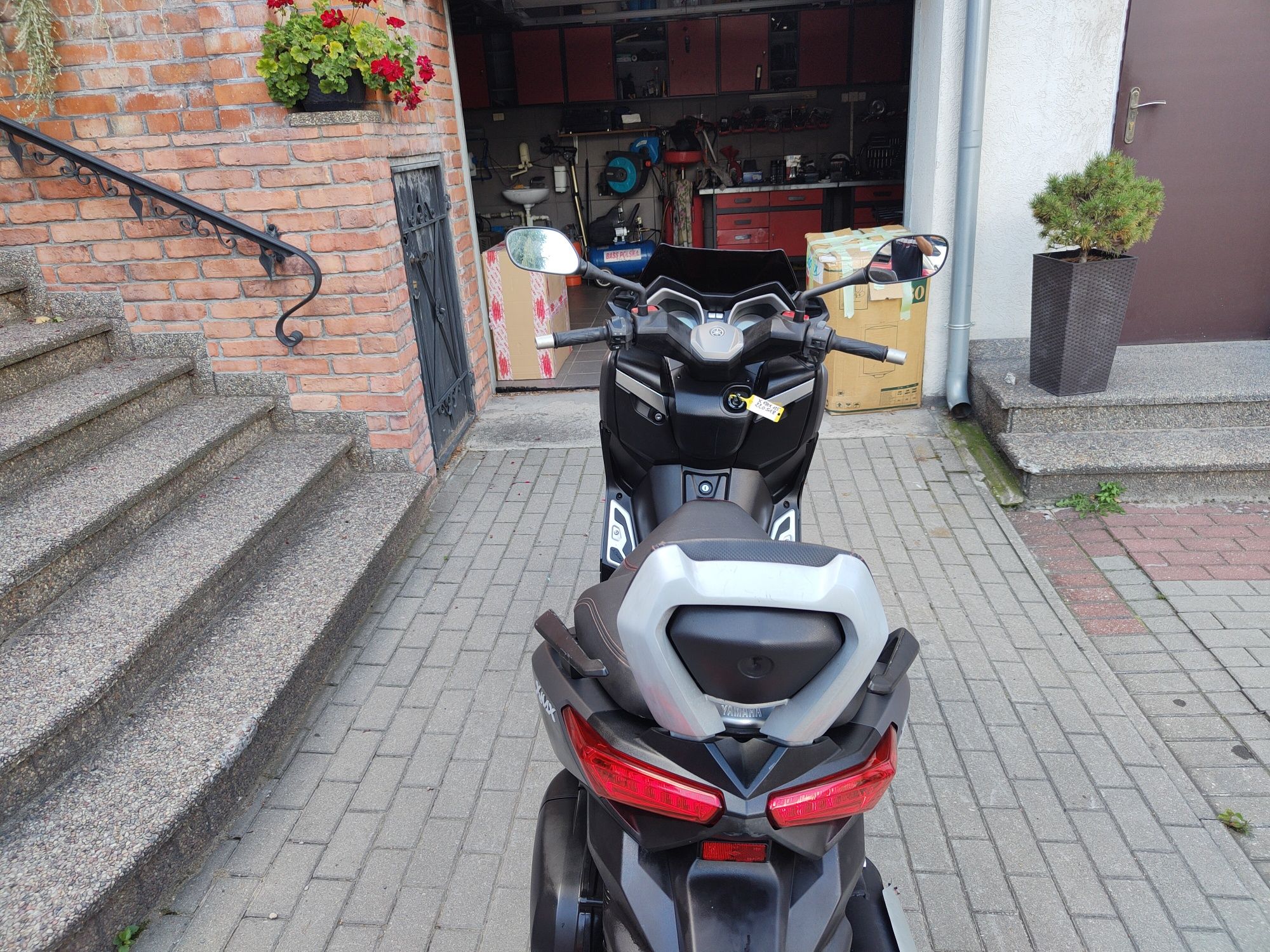 Yamaha X-Max 125 Transport