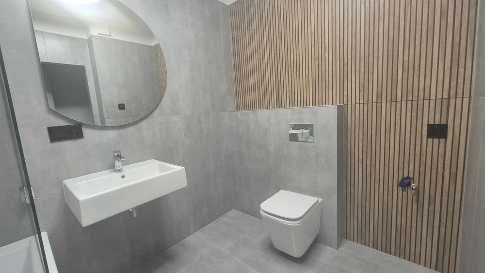 Atrakcyjne mieszkanie do wynajęcia: 2 pokoje z balkonem i miejscem P