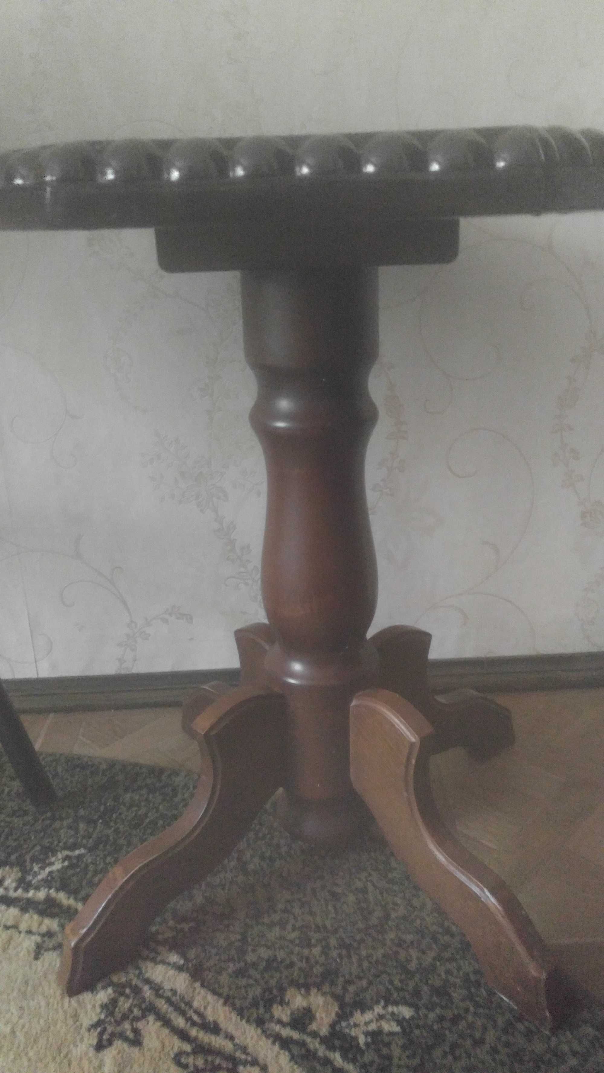 Продам журнальный стол
