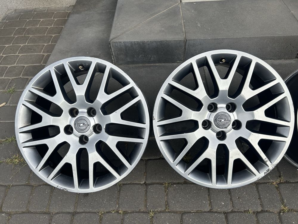 Felgi Opel 5x110 18’ 7.5j et41 Proste*Piekny Wzór*