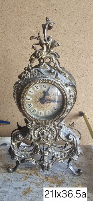 Relógio de mesa antigo