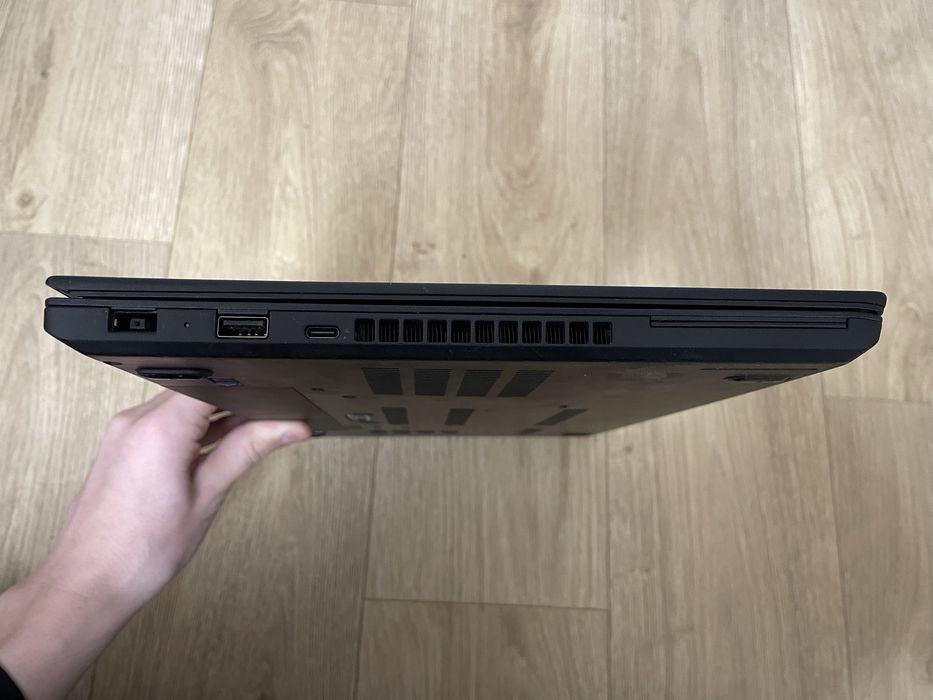 Lenovo Thinkpad T470  i5 - 6300U / 16gb / 465 ssd