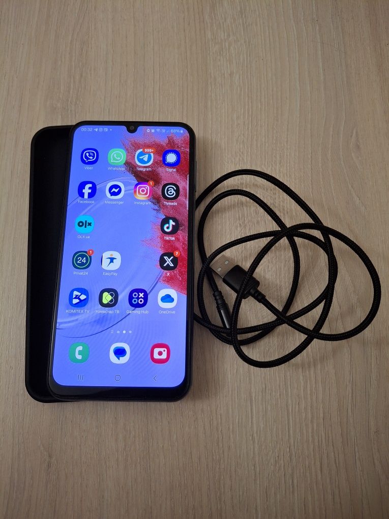 Телефон Samsung M34