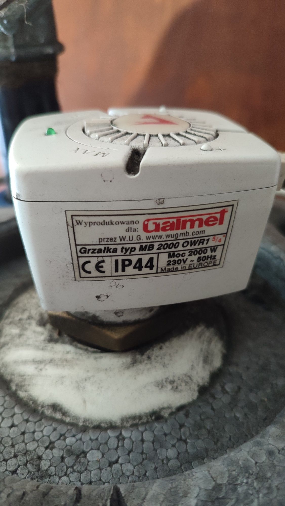 Bojler 80 l z wężownicą i grzałką elektryczną.