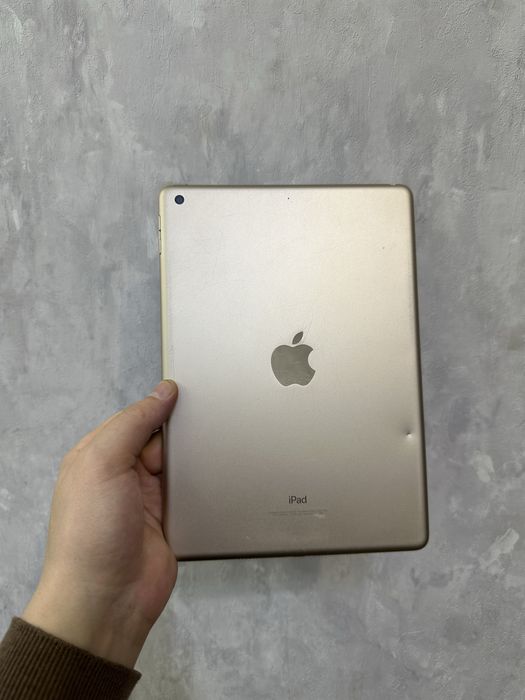 iPad 5 32GB Wi-Fi