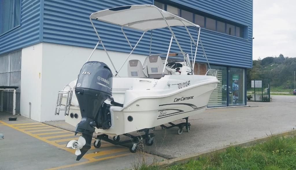 Barco Jeanneau Cap Camarate 5.5 CC
