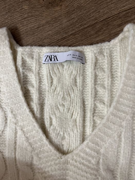 Zara жилетка вязаная