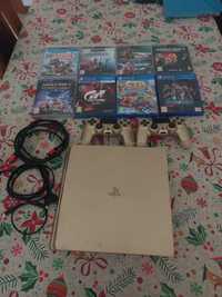 PS4 Gold 500Gb a funcionar a 100% com 2 comandos e 3 jogos