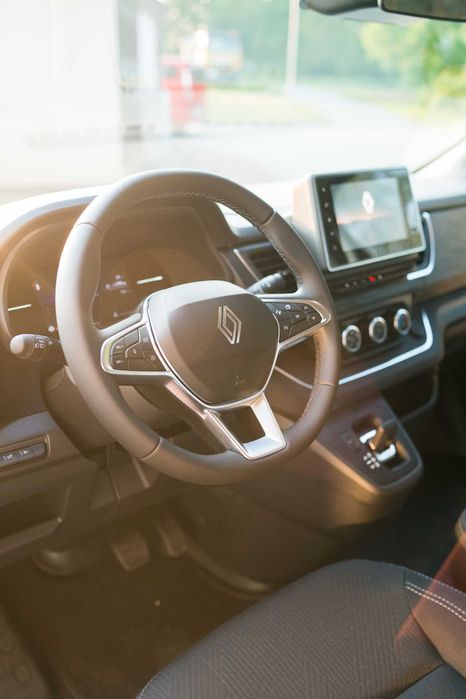 Wynajem wypożyczalnia busów busa 9-osobowego automat nowe