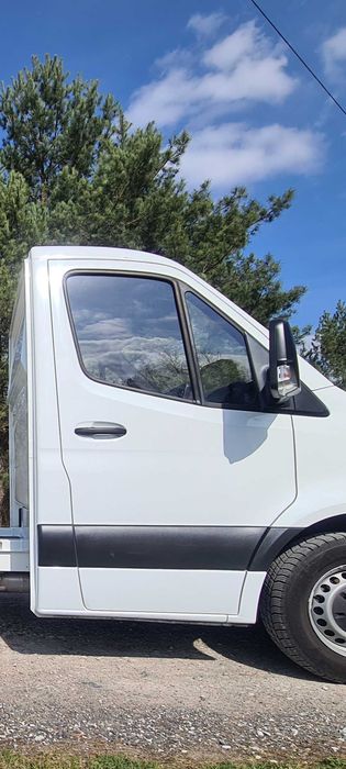 Nowe Drzwi prawe prawy przód w907 w910 biały 147 szyby