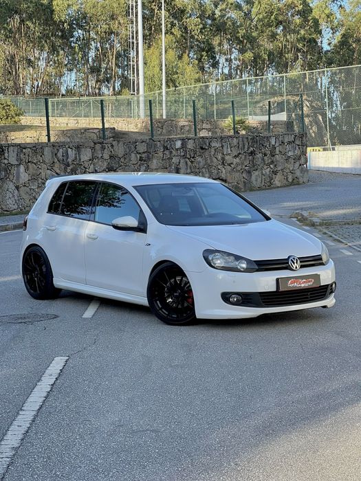 VOLKSWAGEN GOLF 6 1.6 TDI R-Line
