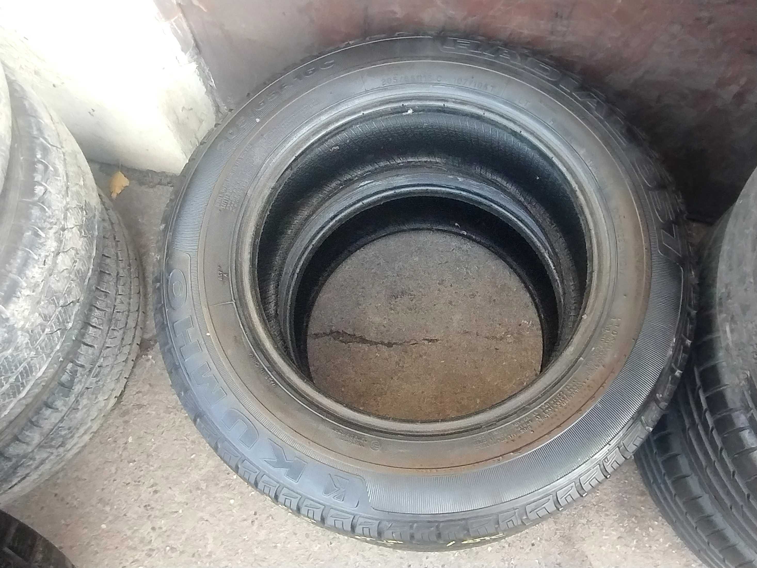 205/65R16C 107/105T Opony Letnie Lato KUMHO RADIAL 857 6,5mm 16 C