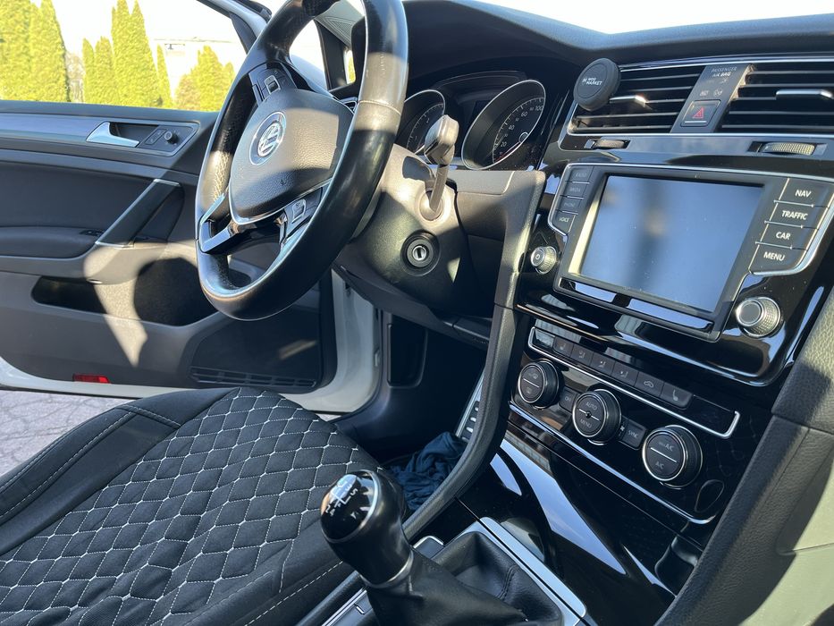 Volkswagen Golf 7 Variant 2016 • Alltrack • 1.6 TDI • Механіка