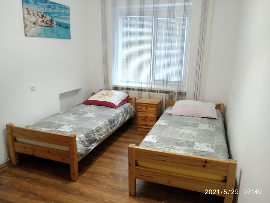 2-х кім. квартира  в  Берегово біля басейна Вільно з 13 Листопада