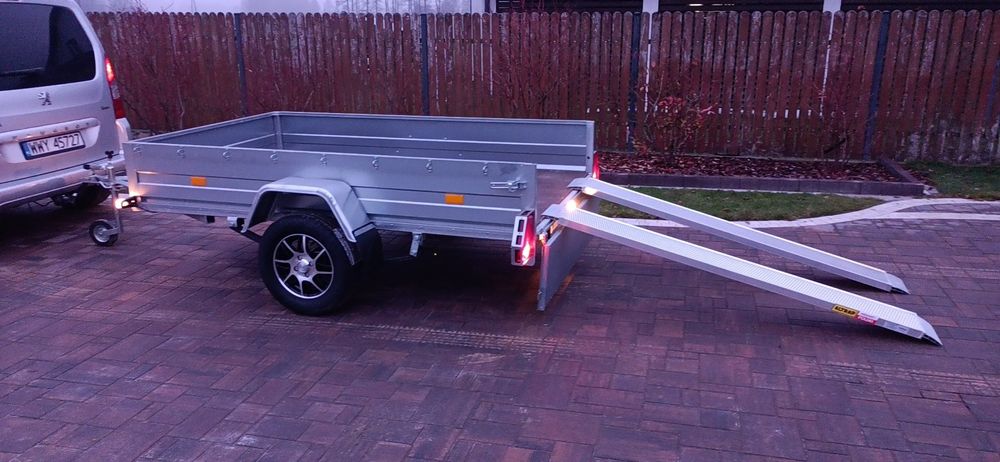 Przyczepka Przyczepa Laweta Rydwan