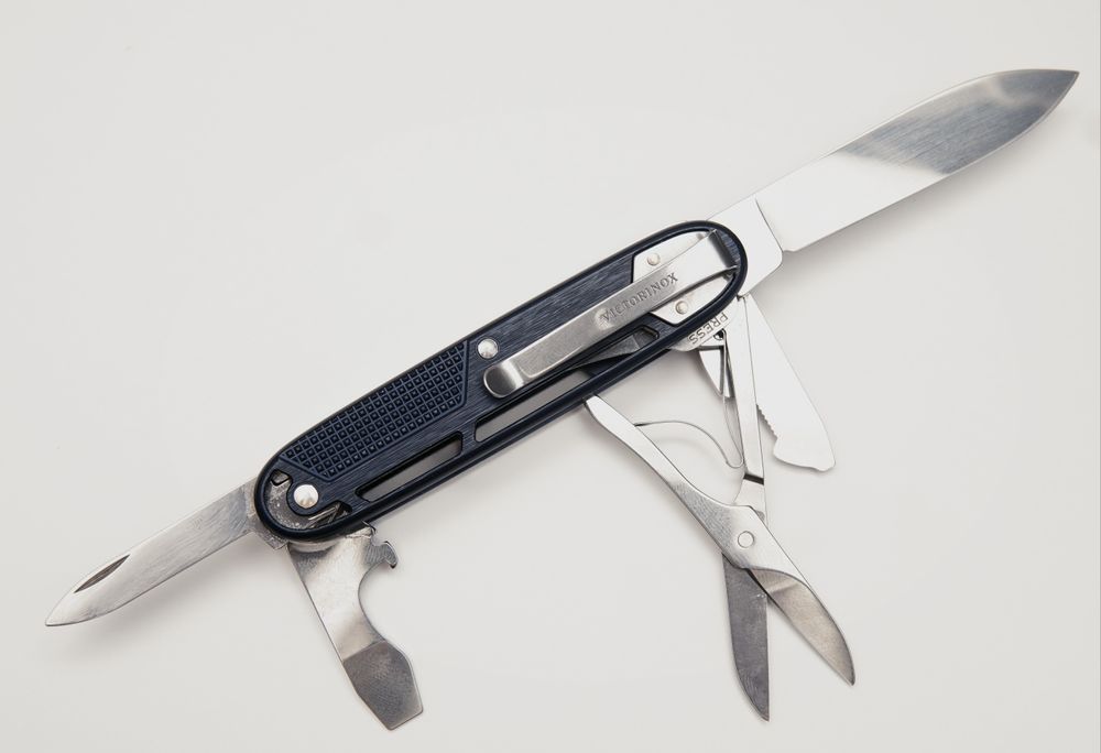 Victorinox Alox Refined Synergy X - Blue