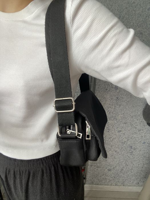 Стильна чорна сумка