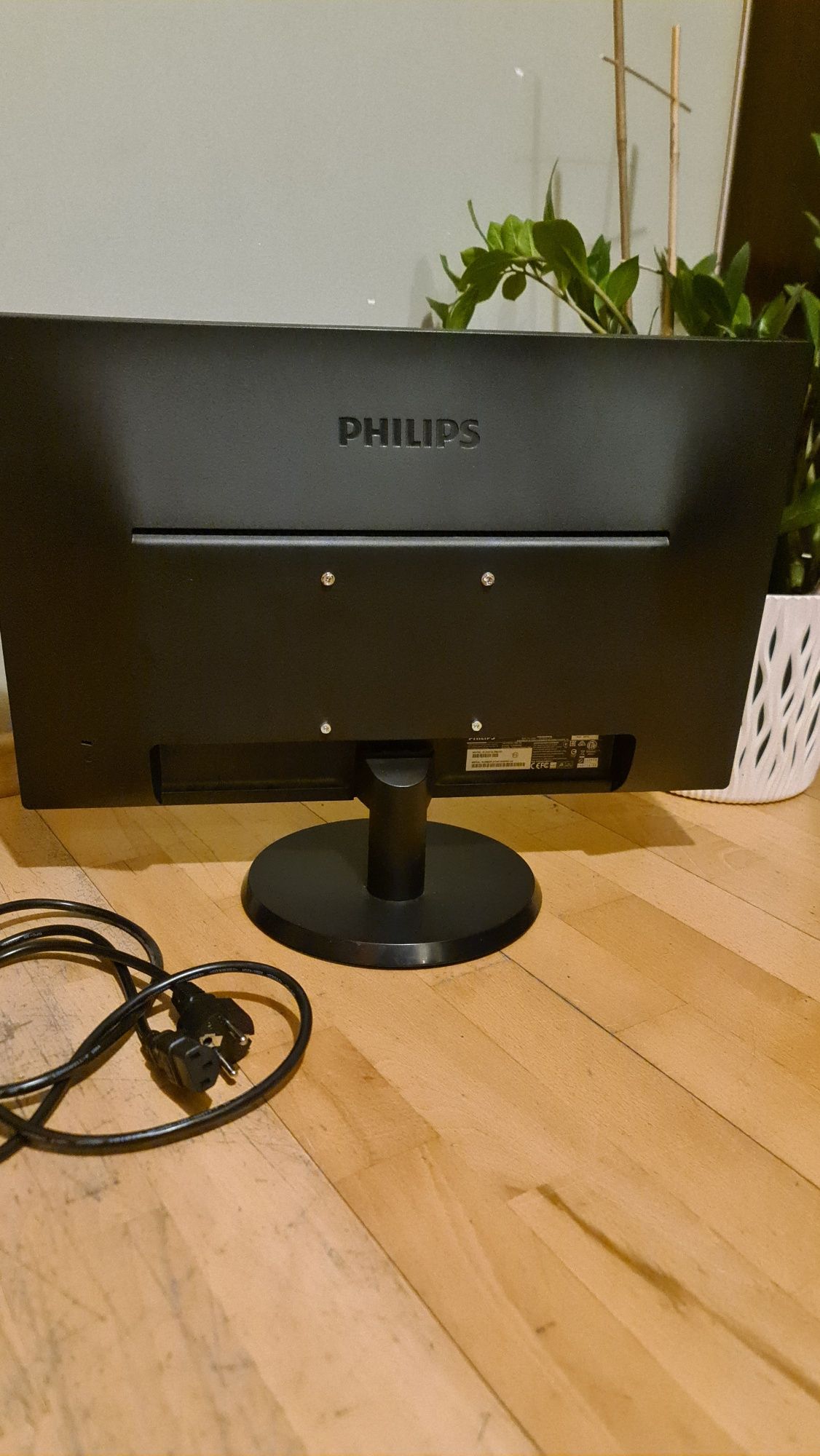 Monitor Philips 223v5l