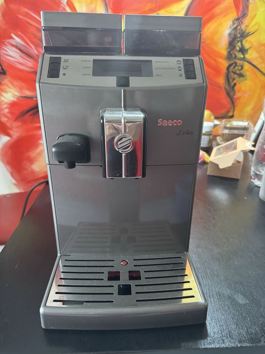 Кофемашина Saeco Lirika One Touch Cappuccino
