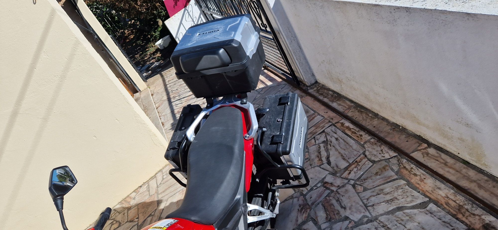Vortex RX1 125 +Casaco alpinestars e capacete