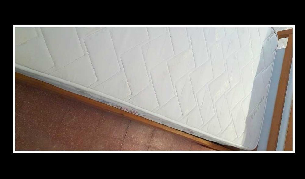 Cama de Solteiro IKEA