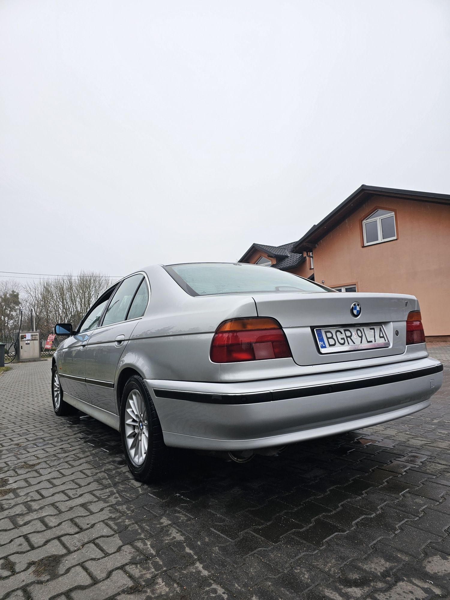 BMW E39 535i bogate wyposażenie