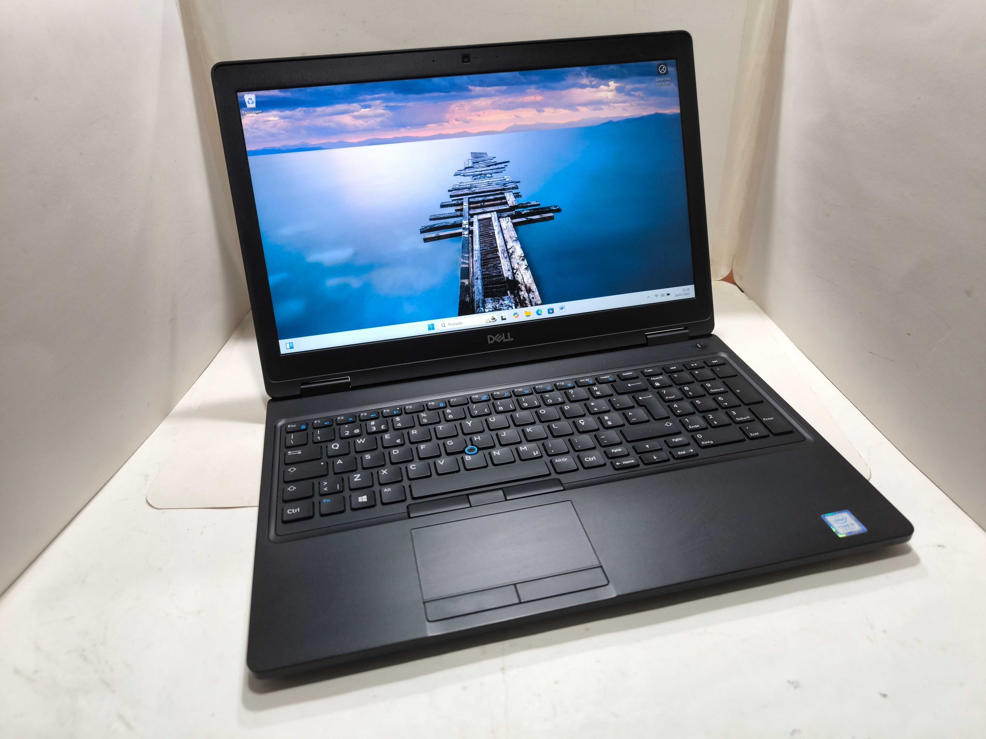 Dell Latitude 5590 i5 ssd 256GB 16GB FullHD