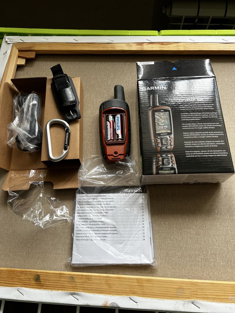 GPS навігатор Garmin MAP 64 s