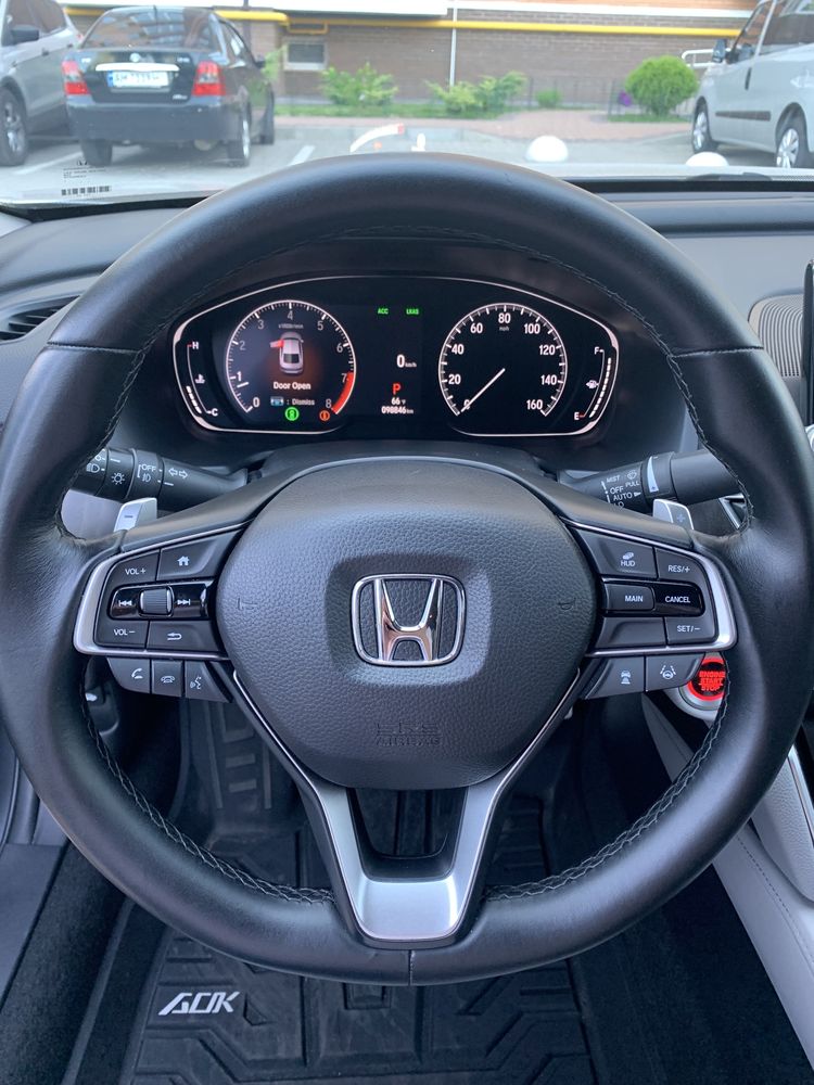 Honda Accord X 2.0 Touring