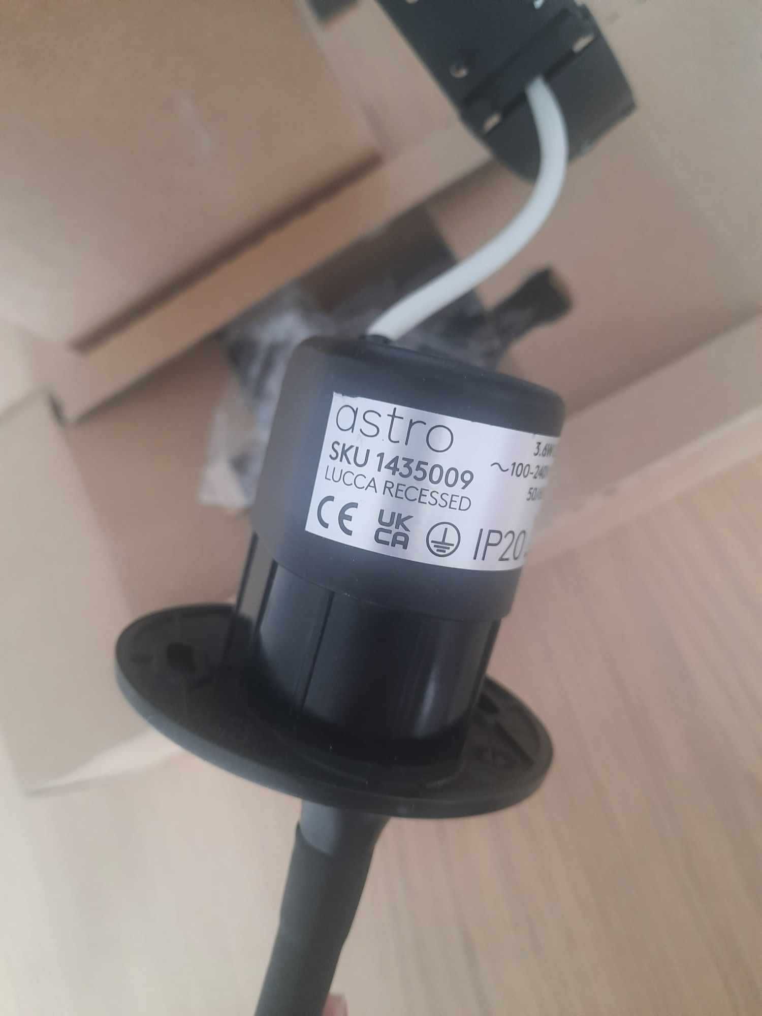 Dwie LAMPKI Astro Lucca Recessed  - eleganckie lampki biurowe czarne