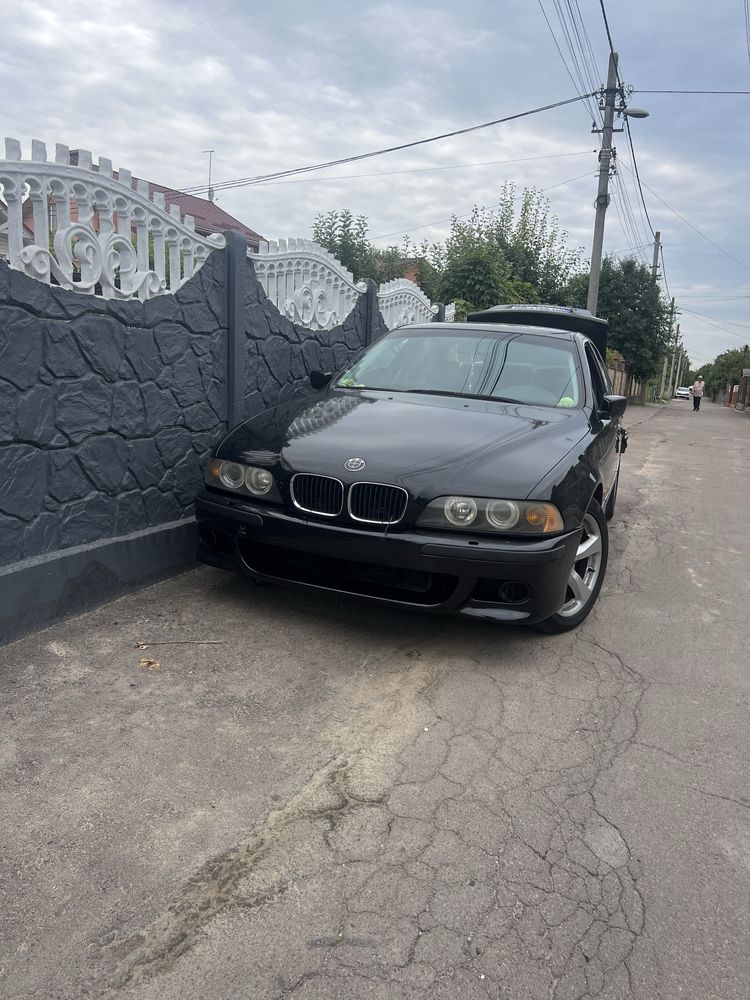 Продам Авто BMW e39 520i