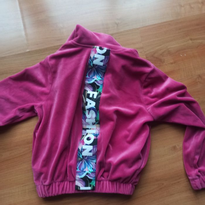 Dres rozmiar 134