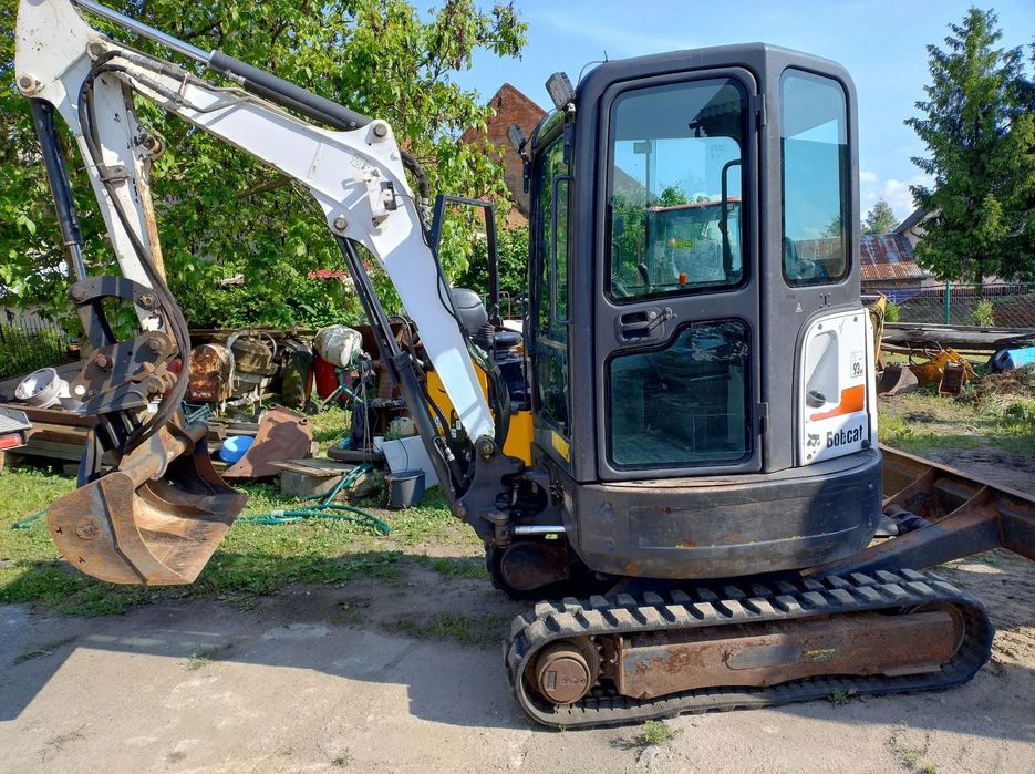 Bobcat E25  Minikoparka Bobcat 2500 kg